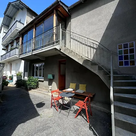 La Fontaine De St Clement Апартаменты Люс-Сен-Совёр